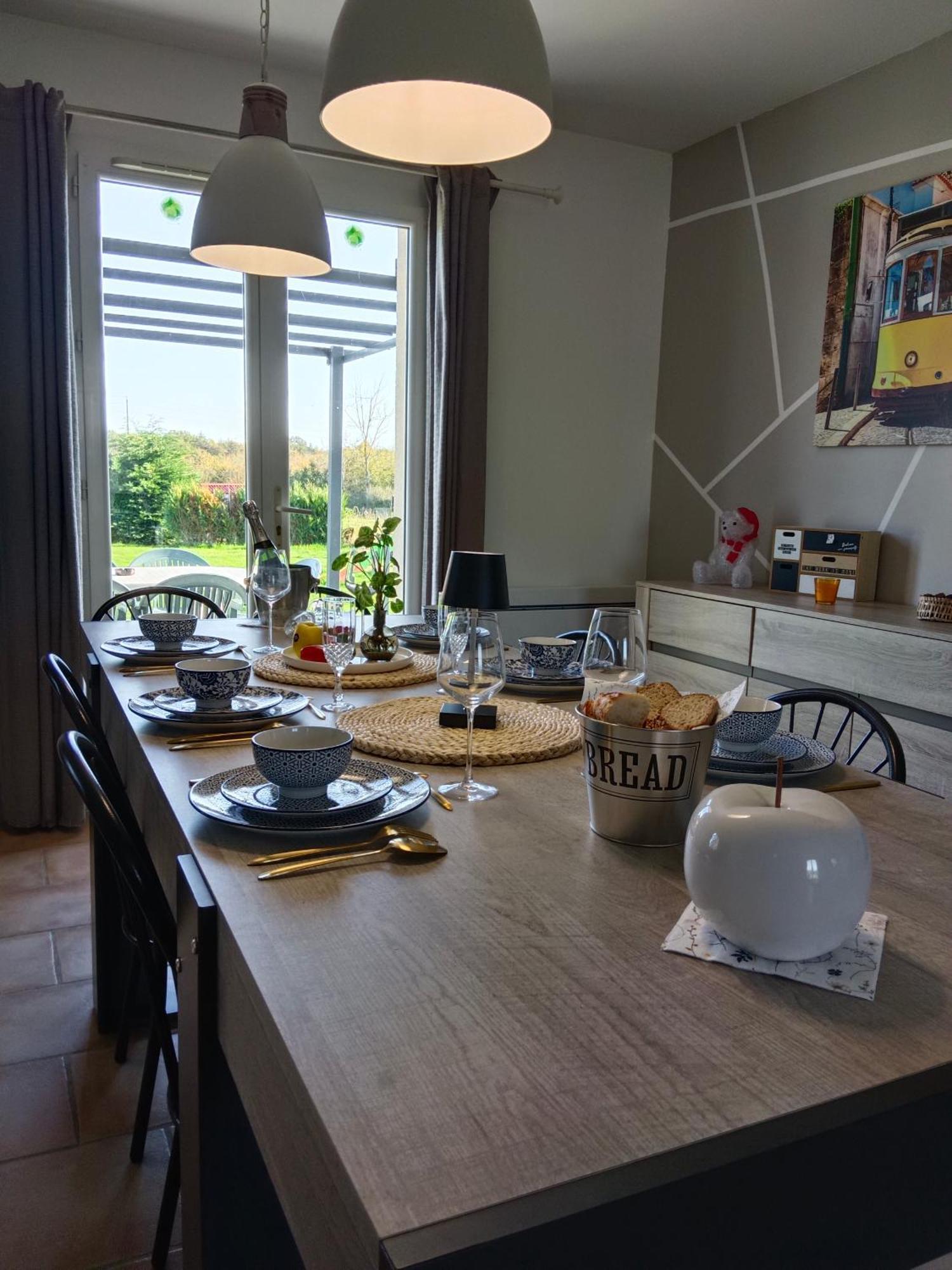 Villa Familiale Avec Spa Et Sauna Saint-Antonin-de-Sommaire Exteriör bild