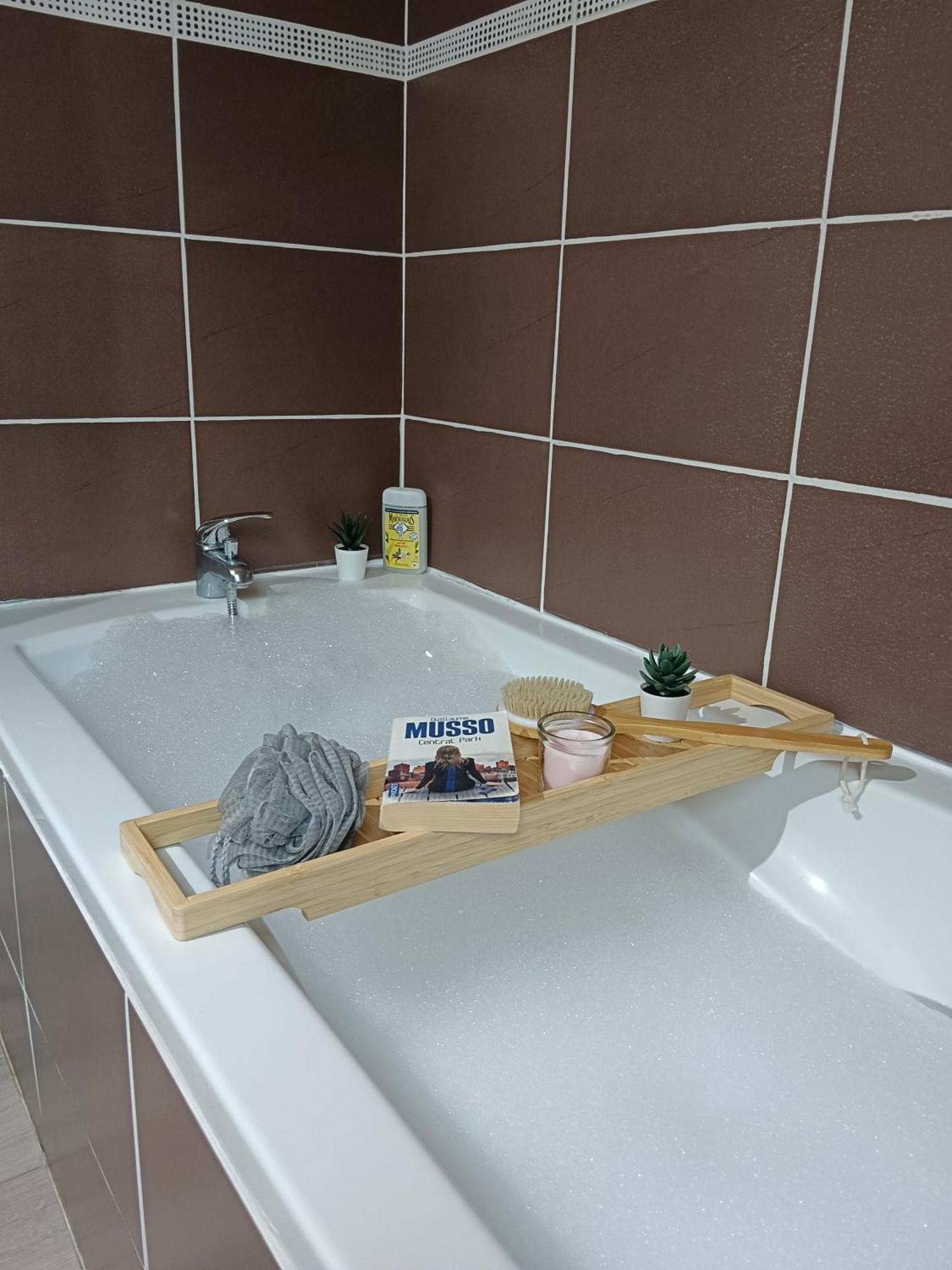 Villa Familiale Avec Spa Et Sauna Saint-Antonin-de-Sommaire Exteriör bild