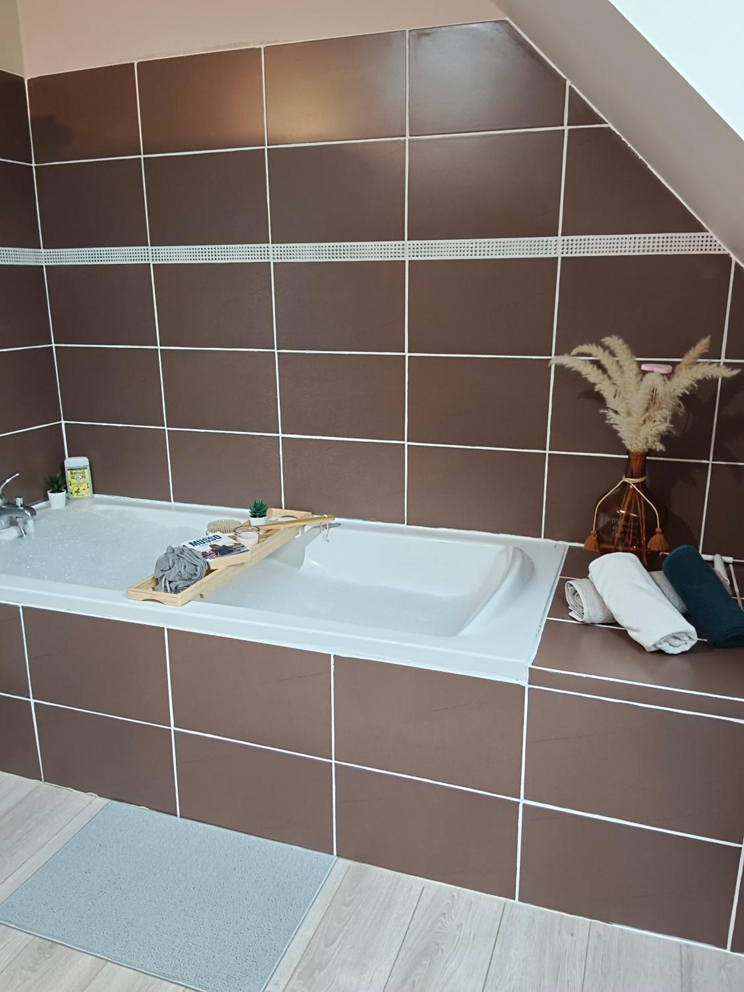 Villa Familiale Avec Spa Et Sauna Saint-Antonin-de-Sommaire Exteriör bild